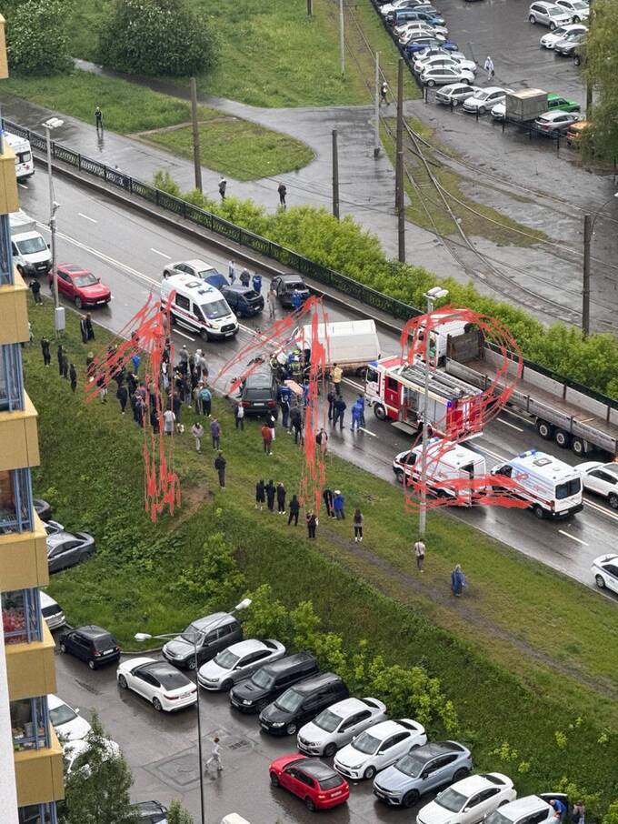 В Екатеринбурге произошла авария с участием пяти машин на мосту